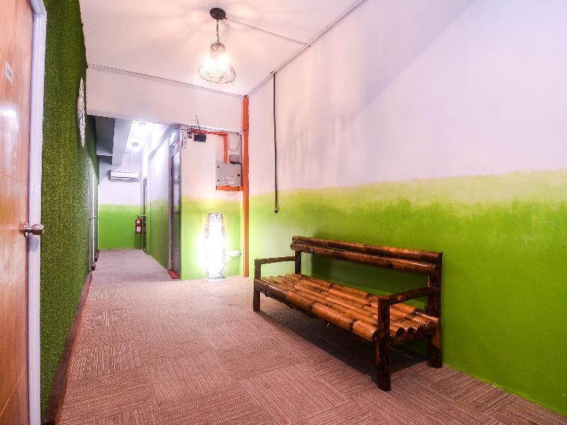 קוצ'ינג Oyo 1119 Memoire Express Hotel מראה חיצוני תמונה
