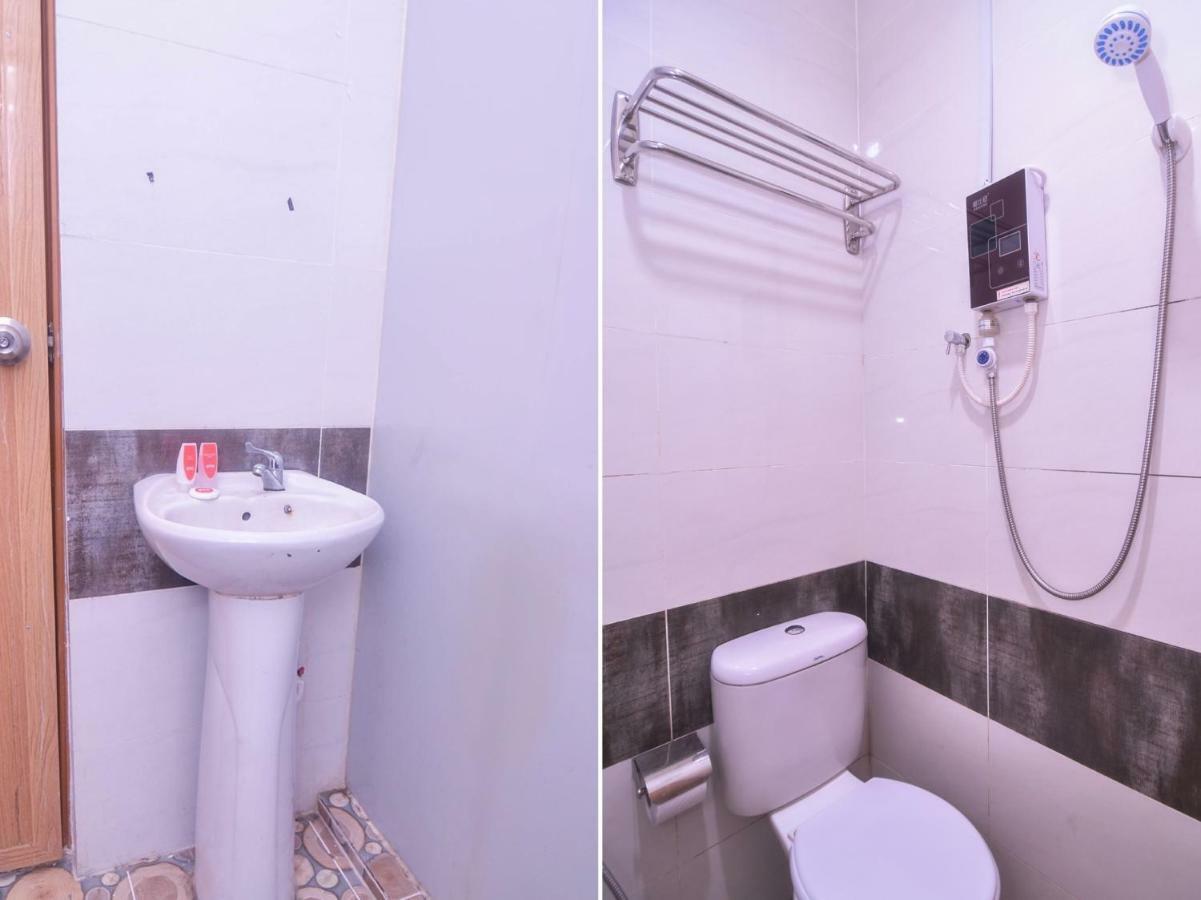קוצ'ינג Oyo 1119 Memoire Express Hotel מראה חיצוני תמונה